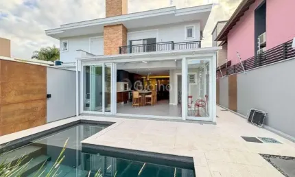 Casa para Venda em Florianópolis, Jurerê, 4 dormitórios, 4 suítes, 4 banheiros, 2 vagas