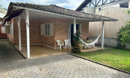 Casa para Venda em Florianópolis, Canasvieiras, 3 dormitórios, 1 banheiro, 3 vagas