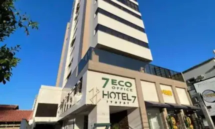 Sala Comercial para Venda em Itajaí, Fazenda, 1 banheiro, 1 vaga
