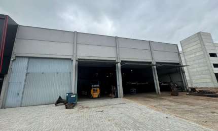 Barracão / Galpão / Depósito para alugar na Avenida José Neoli Cruz, Balneário Perequê, Porto Belo