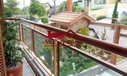 Casa incrível à venda no Parque dos Príncipes, em uma rua tranquila e arborizada!