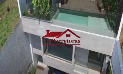 Ótima residência à venda com vista panorâmica e elevador no Parque dos Príncipes.