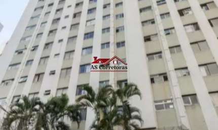 Apartamento à venda no Jaguaré.   2 quartos e 2 banheiro no total.