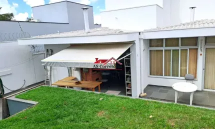 Imperdível: Casa à venda em Osasco-SP, Parque dos Príncipes - 4 quartos, 2 suítes, 2 salas, 6 banheiros, 5 vagas, 300m²!