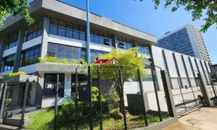Excelente Oportunidade! Galpão Comercial de 3.647m² à Venda ou Locação em São Paulo-SP, Bairro Parque Industrial Tomas Edson.
