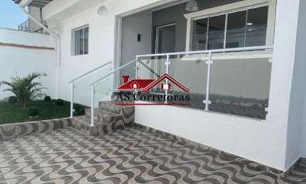 Imperdível: Casa térrea à venda em Osasco-SP, bairro Jardim das Flores, com 2 quartos, 2 salas, 1 banheiro e 175m²!