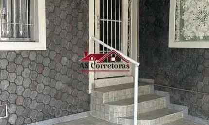 Imperdível casa à venda em Osasco-SP, Bela Vista: 4 quartos, 2 salas, 2 banheiros, 2 vagas, 236m² de área.