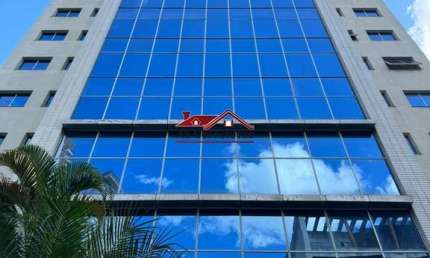 Salas comerciais na Vila Andrade, São Paulo-SP: 3 salas, 4 banheiros, 3 vagas, 93m²!