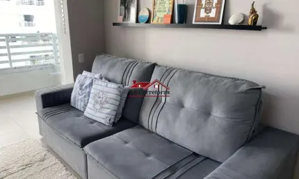 Apartamento à venda no Centro de Osasco-SP: 2 quartos, 1 suíte, sala, 2 banheiros, 1 vaga, 67m² de área. Venha conferir!