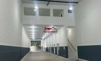 Galpão Comercial  para Locação na Vila Leopoldina, São Paulo-SP - 480m², 4 Salas e 4 Banheiros