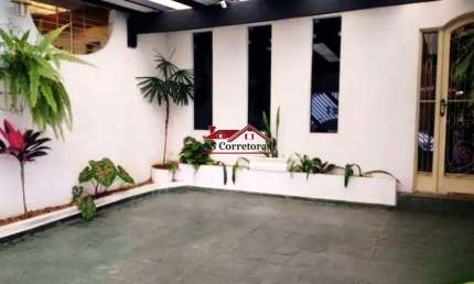 Casa à venda em São Paulo-SP, bairro Jaguaré: 3 quartos, 1 suíte, 1 sala, 3 banheiros, 2 vagas de garagem, 250m². Aproveite!