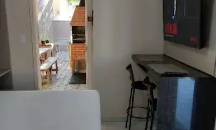 Kitnet com 1 dormitório para alugar, 45 m² por r$ 500,00/dia - bombas - bombinhas/sc