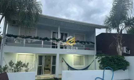 Casa com 5 dormitórios à venda, 225 m² por r$ 2.200.000,00 - zimbros - bombinhas/sc