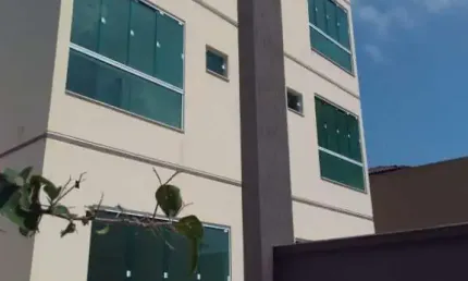 Maravilhoso Sobrado em Balneário Camboriú com 03 suítes