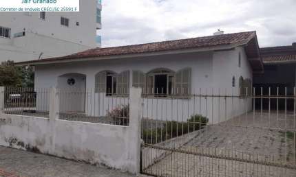 Casa com 5 dormitórios à venda no CENTRO, CAMBORIU - SC