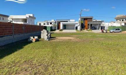 Terreno no exclusivo condomínio fechado Caledônia Private Village