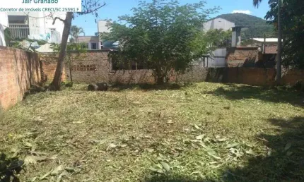 Oportunidade para Construtores e investidores Terreno com 3.000 metros