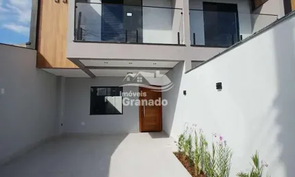 Sobrado à venda, Santa Regina, CAMBORIU - SC com 03 Dormitórios