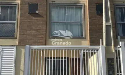 Sobrado e venda com 2 suites no bairro perequê - porto belo