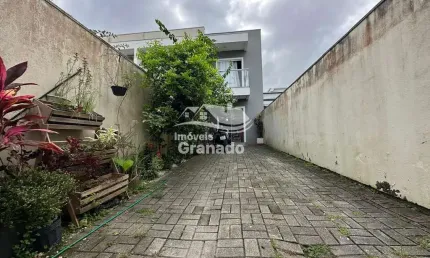 Sobrado com 2 suítes à venda, RIO PEQUENO, CAMBORIU - SC
