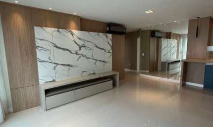 Lindo apartamento semi-mobiliado e moderno no Centro de Balneário Camboriú para locação