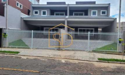 Excelente Sobrado Novo com 3 suítes, 300m² de terreno, à venda em São José dos Pinhais, Aristocrata