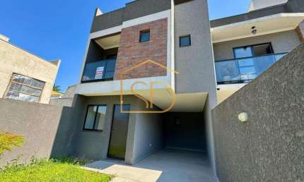 Maravilhoso Sobrado Novo com 2 quartos 1 suíte, 126,06m², à venda em Curitiba, Uberaba