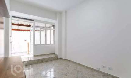 Apartamento com 2 quartos à venda na Rua Brigadeiro Tobias, 247, República, São Paulo por R$ 280.000