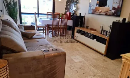 Apartamento com 3 quartos à venda na Rua Sophia Ambuba, 56, Vila Andrade, São Paulo por R$ 575.000