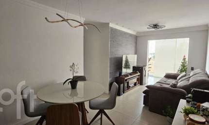 Apartamento com 3 quartos à venda na Rua Teodoro Mascarenhas, 415, Vila Matilde, São Paulo por R$ 640.000