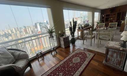 Apartamento com 3 quartos à venda na Rua Frei Caneca, 640, Consolação, São Paulo por R$ 3.400.000