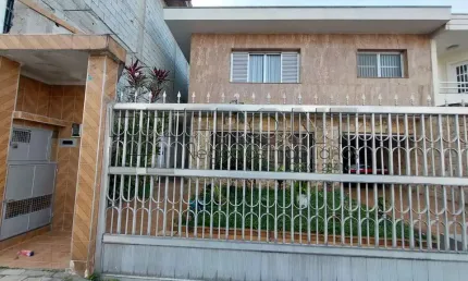 Casa com 3 quartos à venda na Rua Doutor Elisio de Castro, 715, Vila Dom Pedro I, São Paulo por R$ 1.908.000