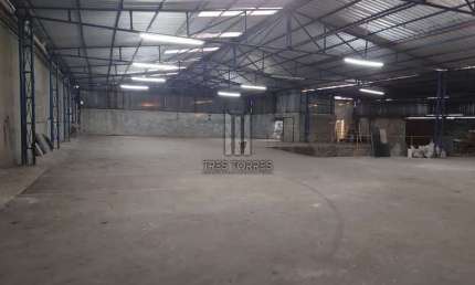 Barracão / Galpão / Depósito para alugar na Avenida dos Estados, Santa Teresinha, Santo André por R$ 150.000