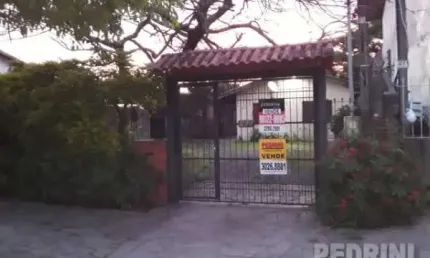 Casa com 3 quartos à venda no camaquã, porto alegre  por r$ 395.000