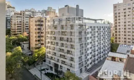 Apartamento com 1 quarto à venda no Mont Serrat, Porto Alegre  por R$ 772.104
