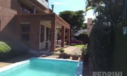 Casa com 3 quartos à venda no menino deus, porto alegre  por r$ 2.000.000
