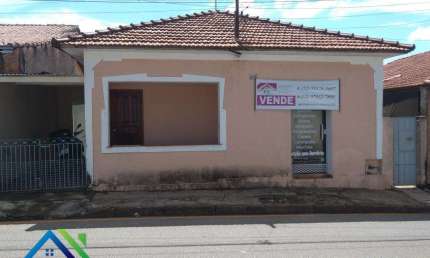 Casa com 3 quartos à venda no Centro, Boituva 