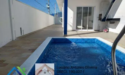 Maravilhoso sobrado à venda na praia em Caraguatatuba