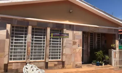 Casa Venda em Valinhos SP, 2 dorms 375m² terreno R$ 605mil, Aceita até 2 apartamentos R$ 250mil como parte de pagamento