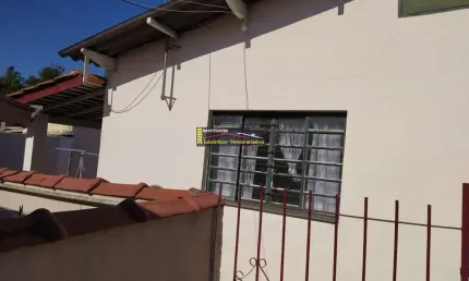Casa Venda em Valinhos SP, no bairro Jardim Santana, localizado na cidade de Valinhos / SP.
