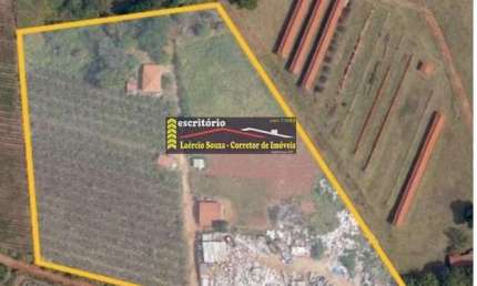 Sítio a Venda em Campinas, divisa com Valinhos, Aceita Imóveis até R$ 650mil na Permuta em Valinhos SP