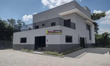 Galpão à venda em jundiaí sp, 2666m² terreno, 1387m² área - r$ 8 milhões