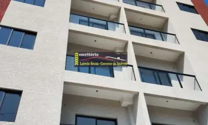 Apartamento a Venda em Condomínio em Valinhos / SP - Muito bem localizado. 42m²