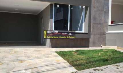 Casa Condomínio à Venda, Condomínio Porto do Sol, 300m² ter. 186m²AC R$ 1.180.000,00 - ACEITA FINANCIAMENTO. 