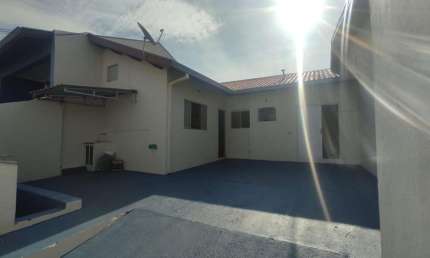 Casa Locação Valinhos SP, 2 dorms, 2 vagas descobertas, Não aceita PET - R$ 1.750,00