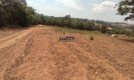 Terreno Venda no Sul de Minas - Munhoz MG com 2.000m² com poço Artesiano - R$ 105.000,00