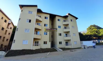Apartamento locação, condomínio residencial portal da colina - bairro ortizes - 2º andar, elevador, 2 dorms (sendo 1 suite), 1 vaga - r$ 1.700,00 + iptu r$ 100,00 + condom. r$ 450,