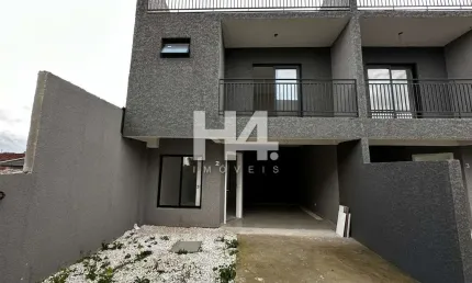 Casa em condomínio fechado com 3 quartos à venda na Rua Francisco Fávaro, 105, Santa Cândida, Curitiba por R$ 590.000