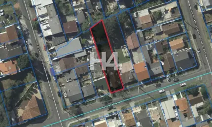 Terreno à venda na Rua Vieira Fazenda, Portão, Curitiba por R$ 595.000