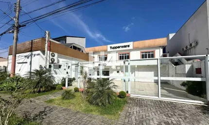 Casa com 5 quartos à venda na Rua Piauí, Rebouças, Curitiba, 473 m2 por R$ 1.870.000